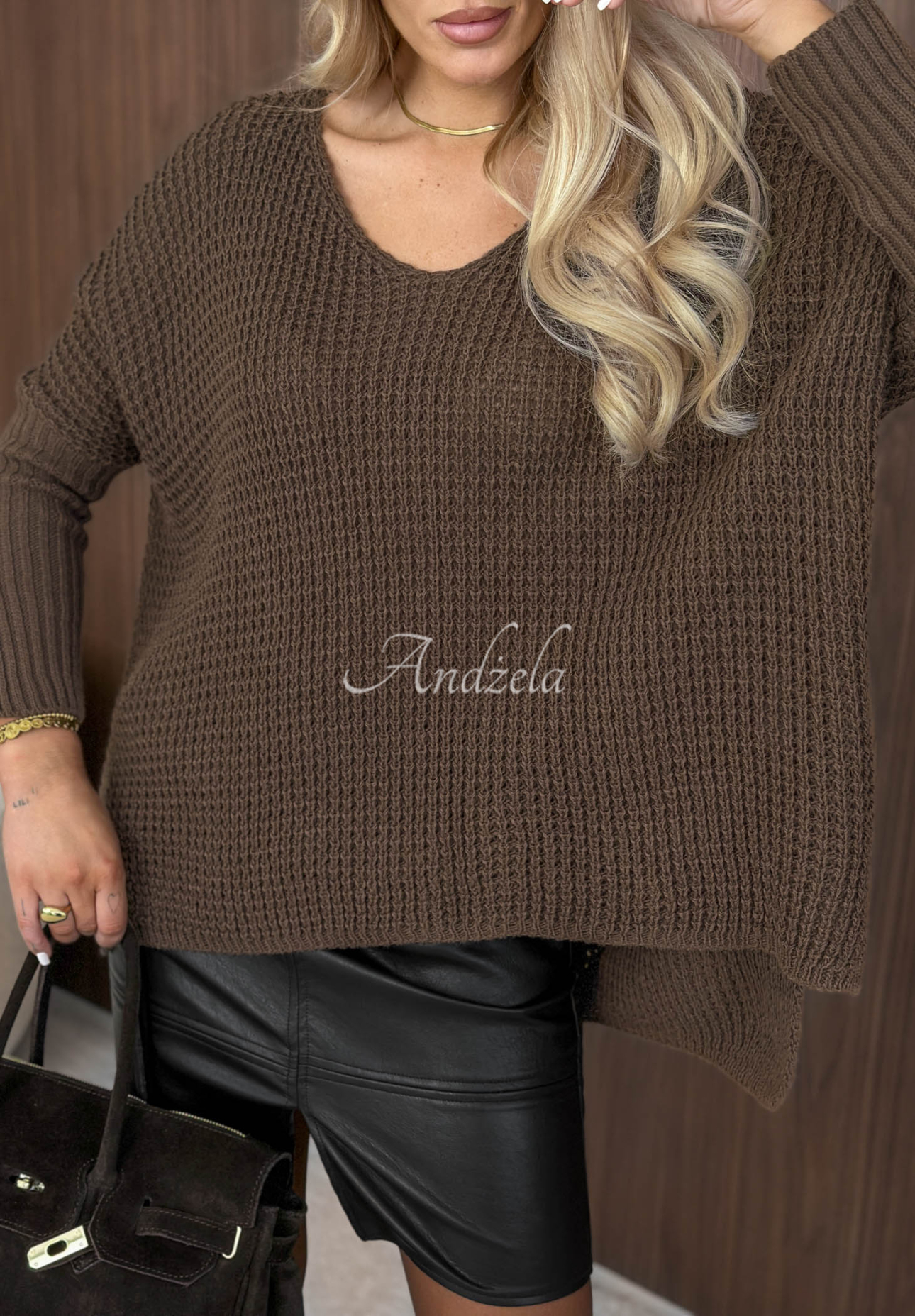Asymetrický oversize svetr Amber Knit Mokka