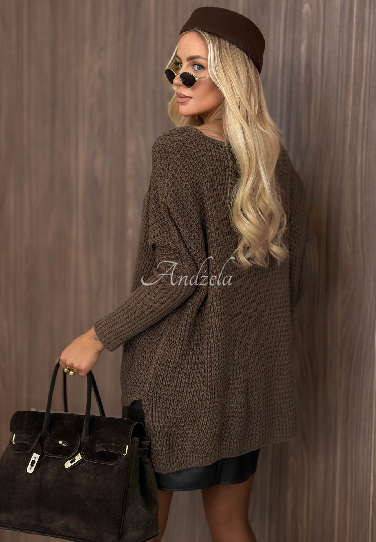Asymetrický oversize svetr Amber Knit Mokka
