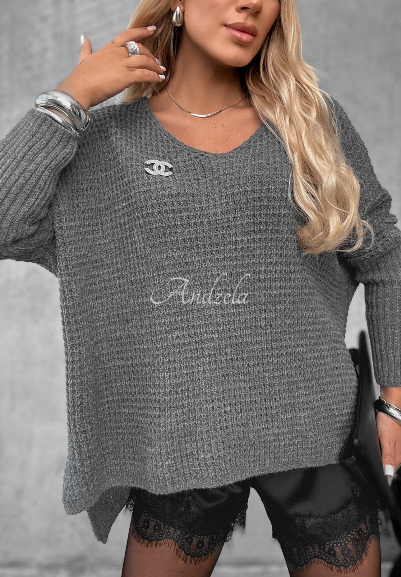 Asymetrický oversize svetr Amber Knit šedý