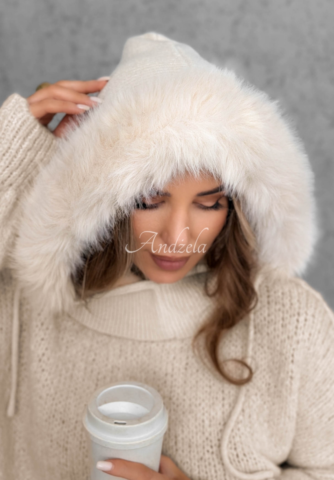 Nákrčník balaklava s kožešinkou Winter Crush béžový