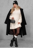 Miękki Svetr oversize z golfem Cozy Babe czekoladowo-Bílá