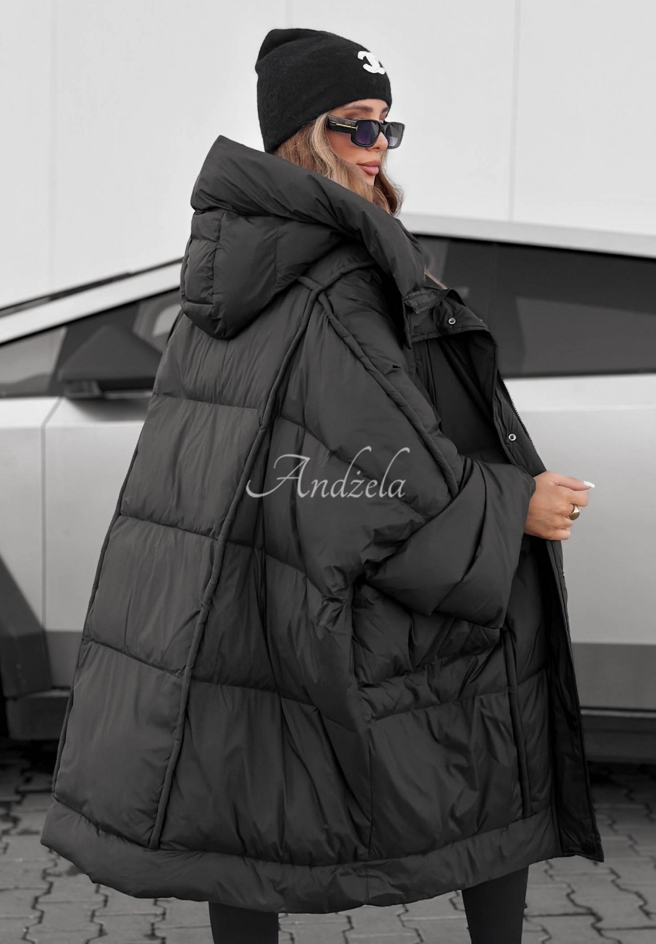 Oversize péřová bunda s kapucí Frozen Tale černá