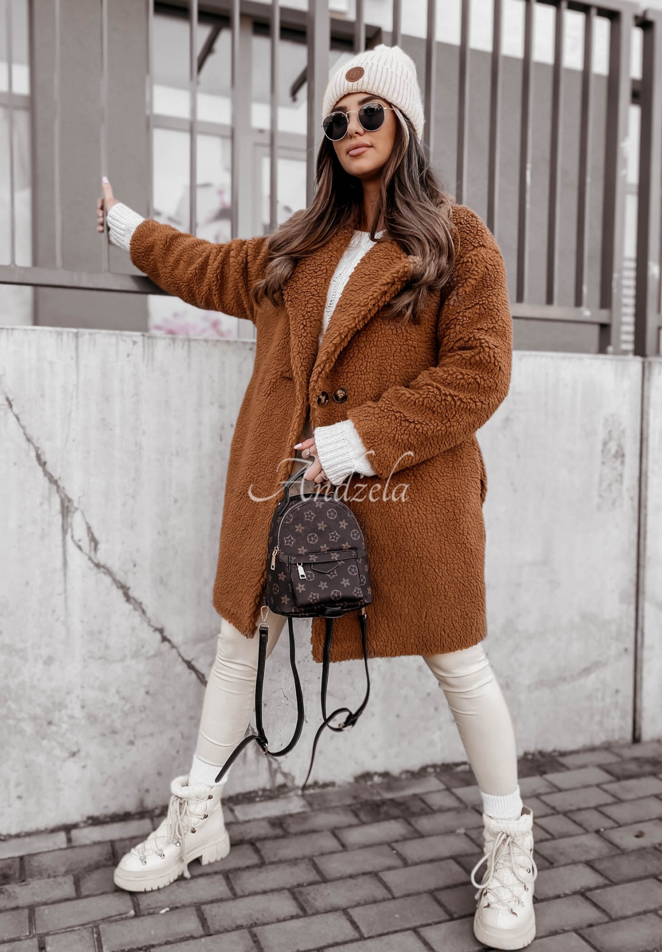 Dlouhý kabát z imitace kožíška Helsinki rezavý