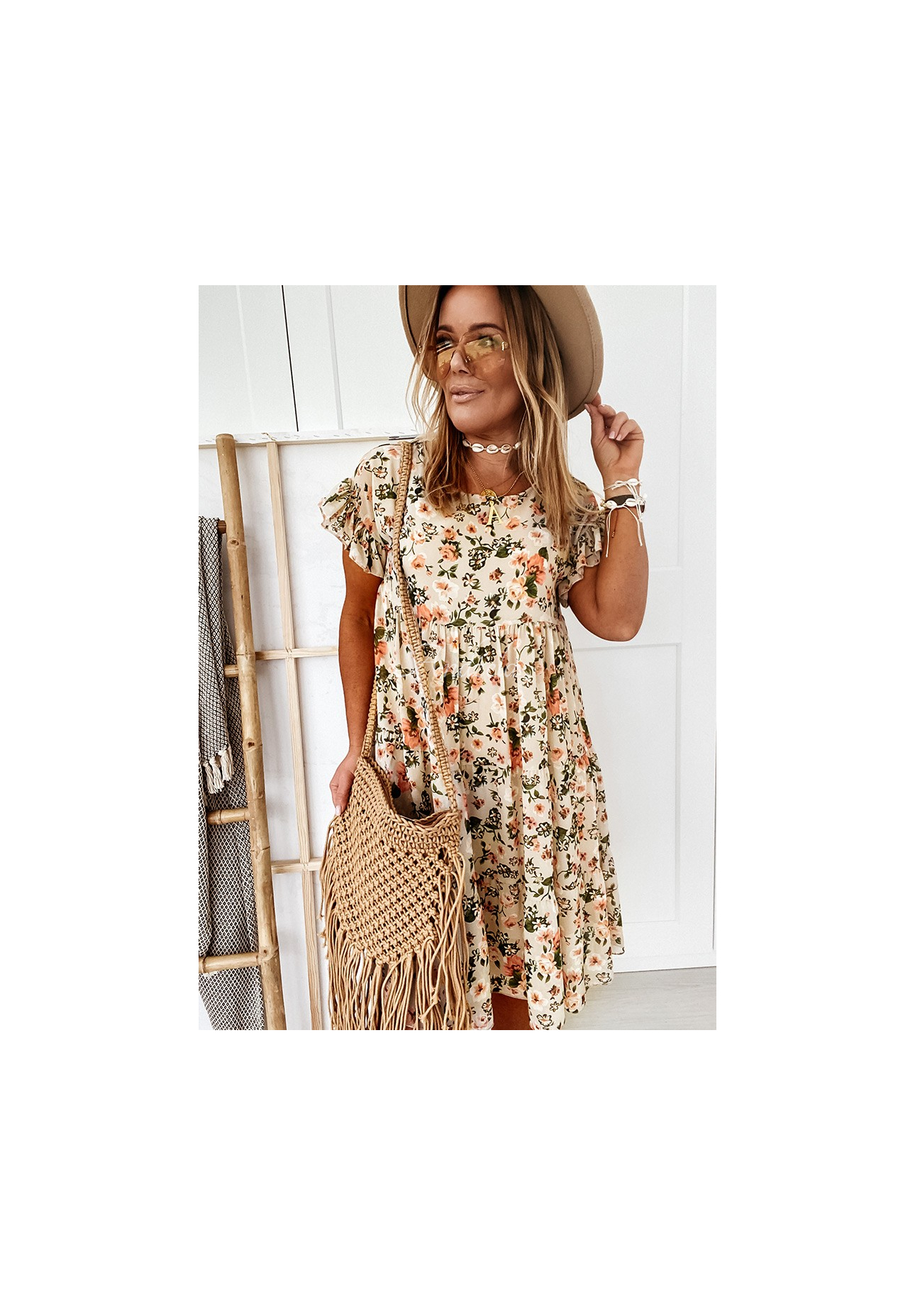 Květované šaty Bellarose béžová