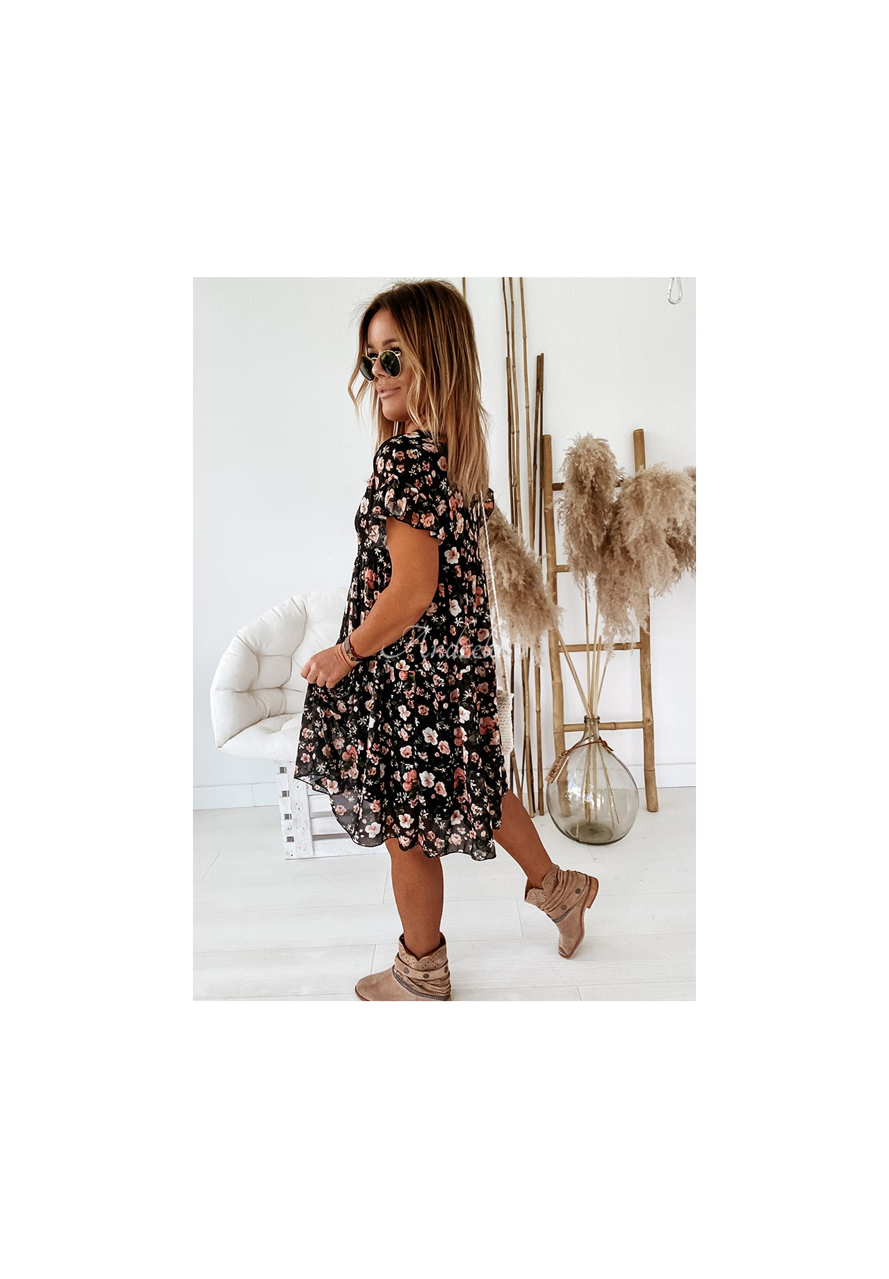 Květované šaty Bellarose černá